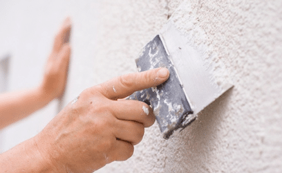 Wat zijn de kosten om een plafond te stucen?